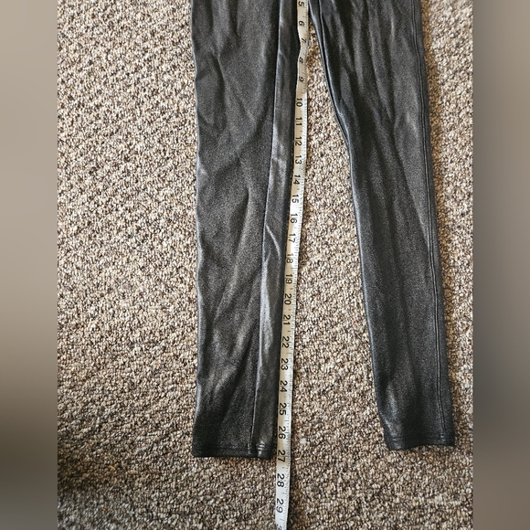 SPANX Faux Leather Full Length High Waisted Leggings Size Small - Picture 5 of 6